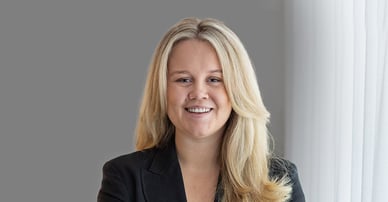 Julia Karlsson mäklare i Umeå, Vännäs och Nordmaling