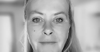 Mia Matthews mäklare i Nora