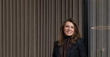 Nadine Ekstrand mäklare på Norrmalm
