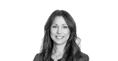 Sandra Eriksson mäklare på Södermalm och Midsommarkransen