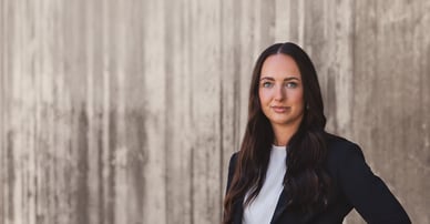 Kelly Ståhl mäklare i Älvsjö, Fruängen, Herrängen och Långbro