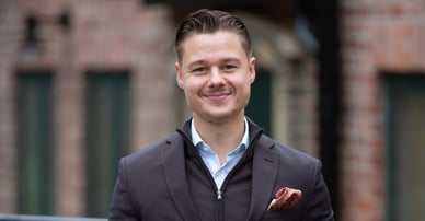 Mateusz Samuelsson mäklare i Härryda och Mark