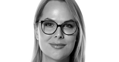 Emma L Larsén mäklare i Farsta och Gubbängen