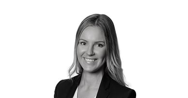 Sara Kajsa Hellstrand mäklare på Kungsholmen, Aspudden, Hägerstensåsen och Midsommarkransen