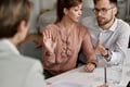 Vad händer om mäklaren inte lyckas sälja bostaden?