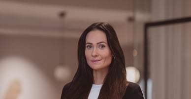 Gabriella Ulvefeldt mäklare i Täby och Vallentuna