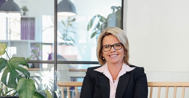 Susanne Eriksson mäklare på Ekerö, Bromma, Åkeshov och Fredhäll