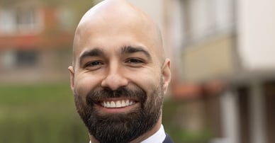 Fabian Hedlund mäklare i Upplands Väsby, Blackeberg, Bromma, Huddinge och Täby