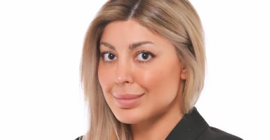 Mona Kamalvand mäklare i Årsta och Enskede