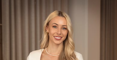 Julia Söderberg mäklare i Kungsbacka